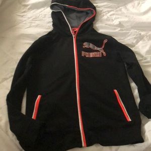 Light weight running zip up